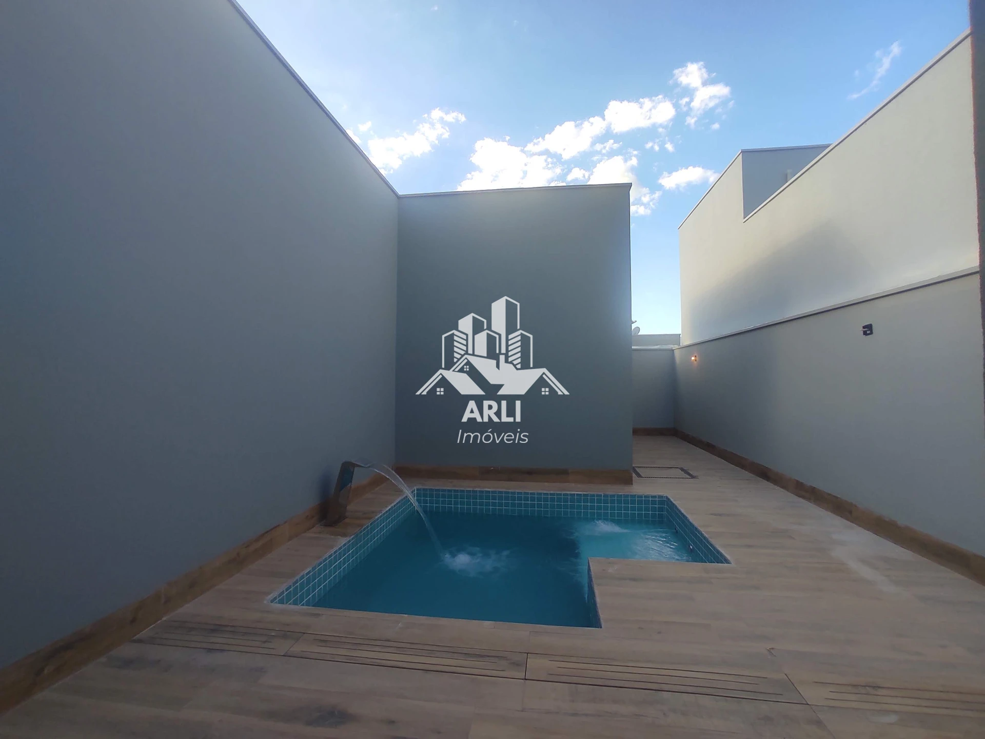  CASA À VENDA CONDOMINIO RESIDENCE ll - 