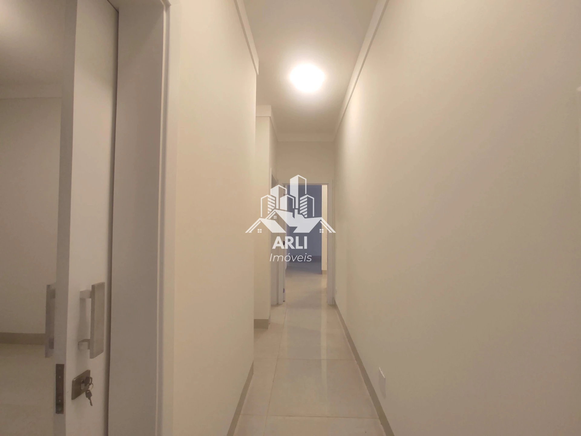  CASA À VENDA CONDOMINIO RESIDENCE ll - 