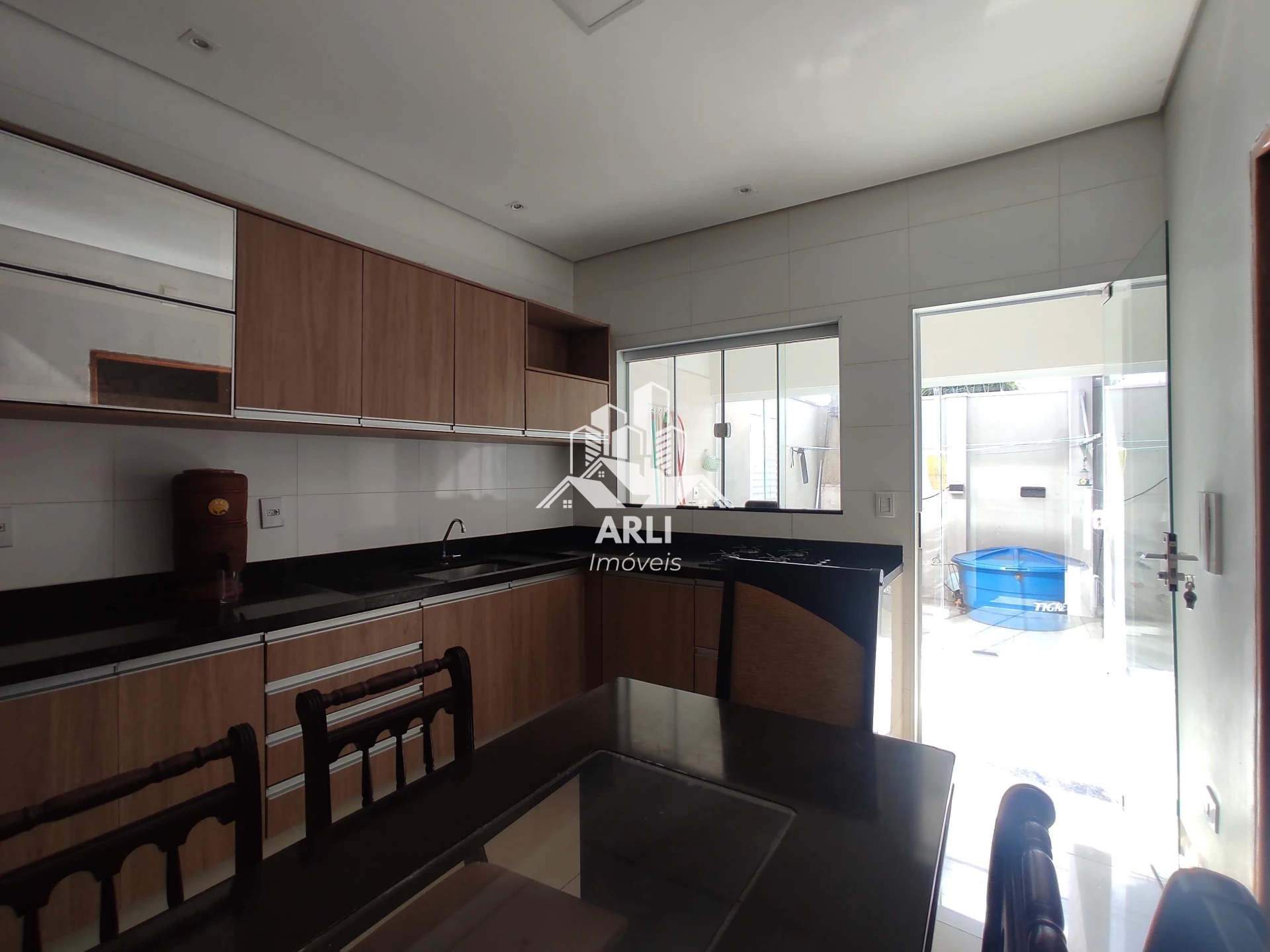 SOBRADO À VENDA NO JD PLANALTO !!! - 