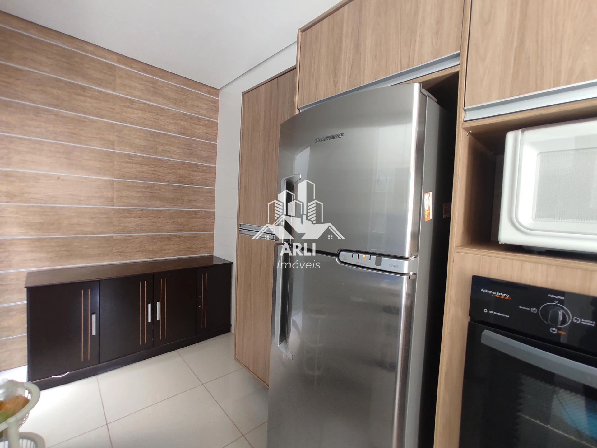 SOBRADO À VENDA NO JD PLANALTO !!! - 