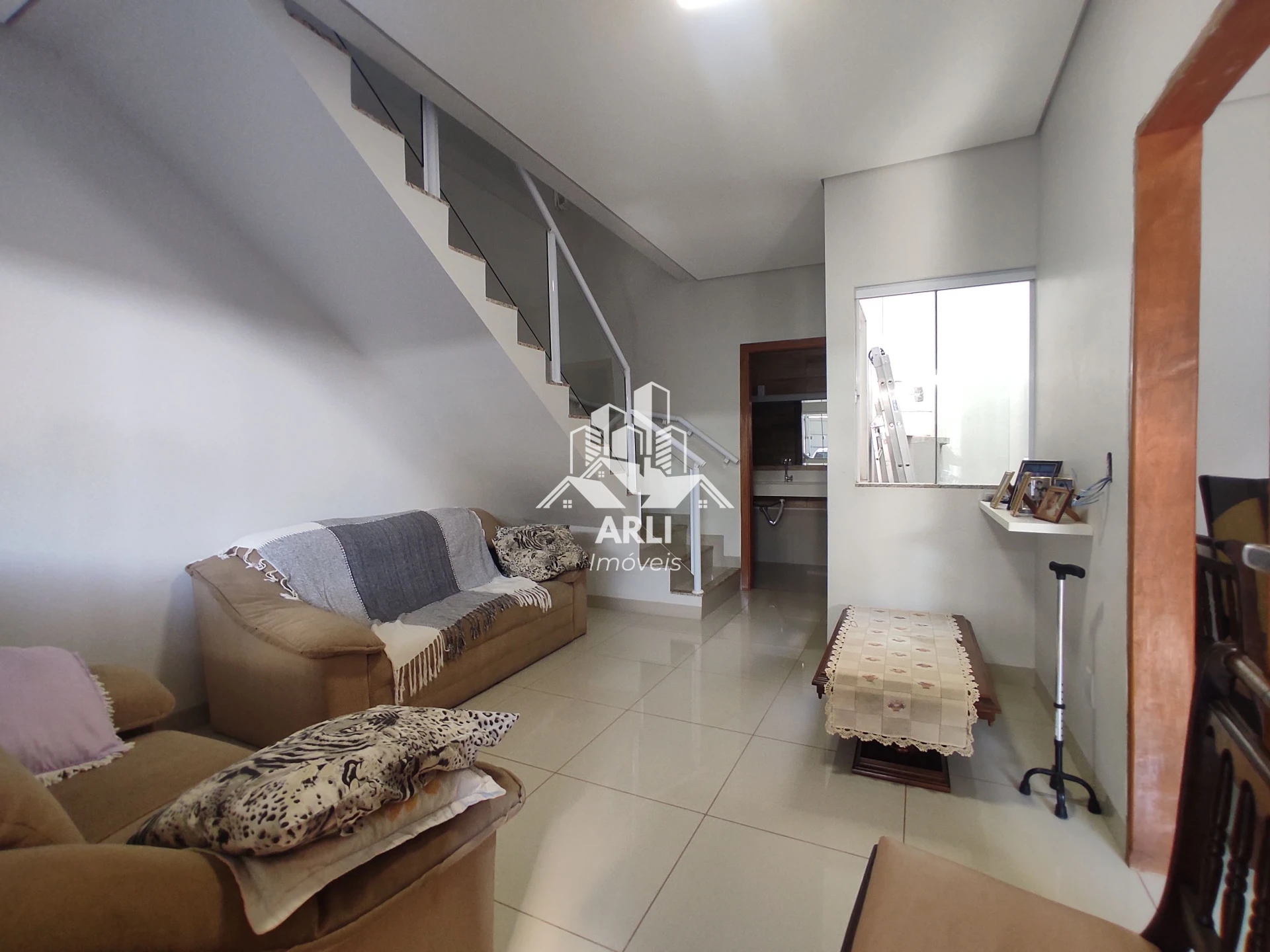 SOBRADO À VENDA NO JD PLANALTO !!! - 