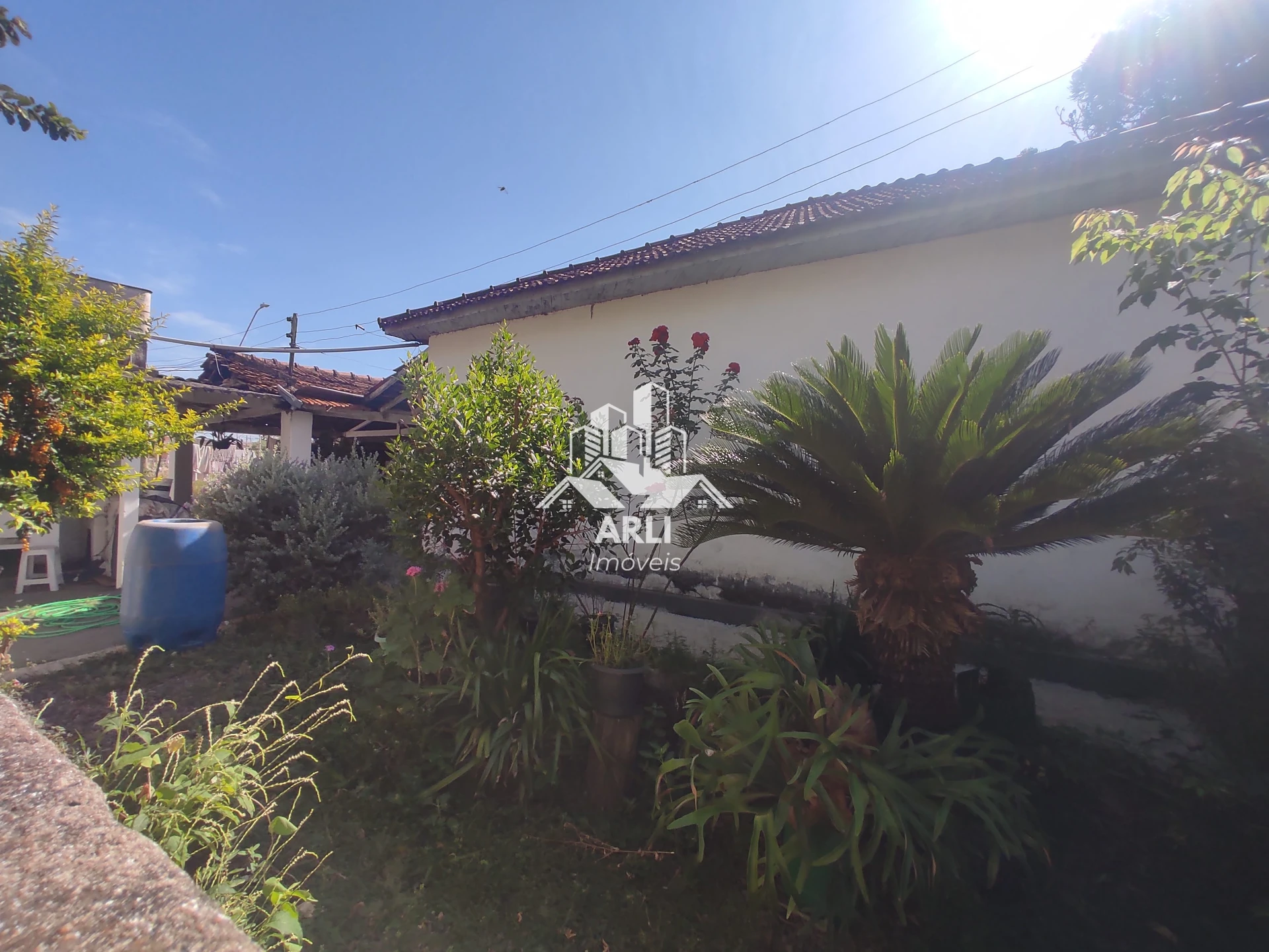 Chácara à venda em Marília/Próximo à Cooperativa dos Cafeicultores com -1,4 alqueires paulista.