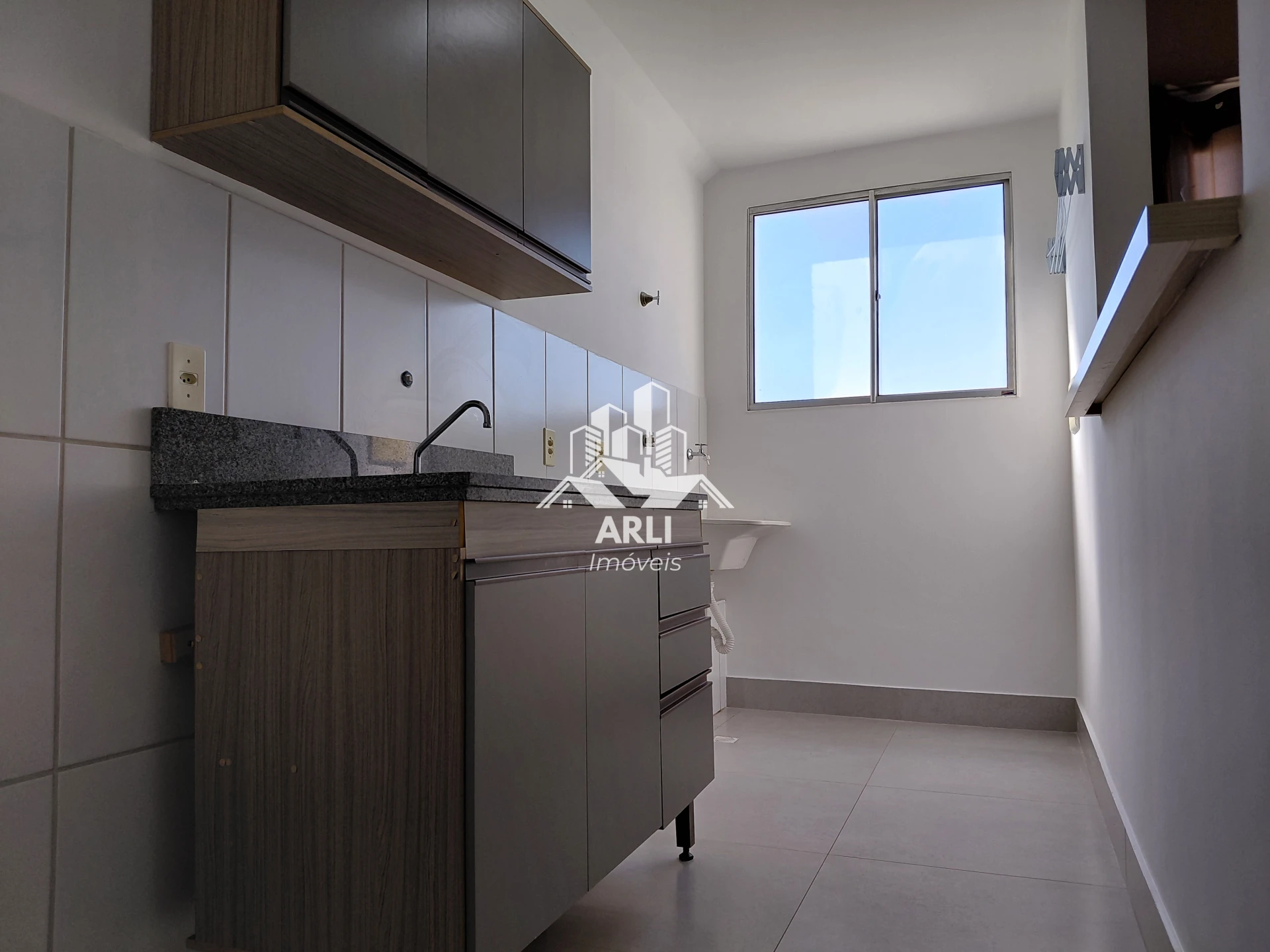  APARTAMENTO À VENDA – PARQUE RESIDENCIAL MERIDIEN