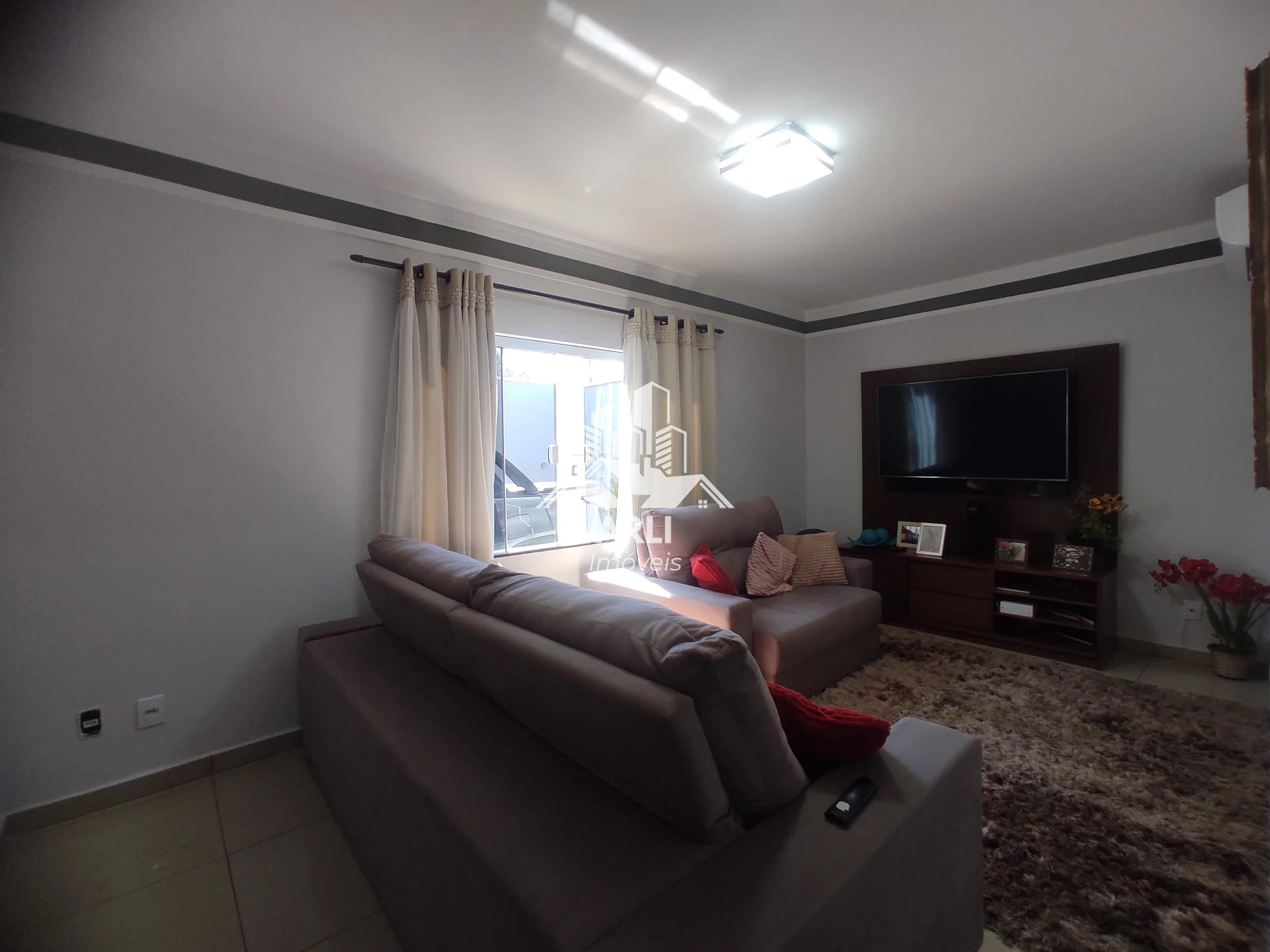 CASA À VENDA JD GUARUJA-AVISTA R$ 580.000,00 SE FOR PERMUTA R$ 640.000,00!!! - 