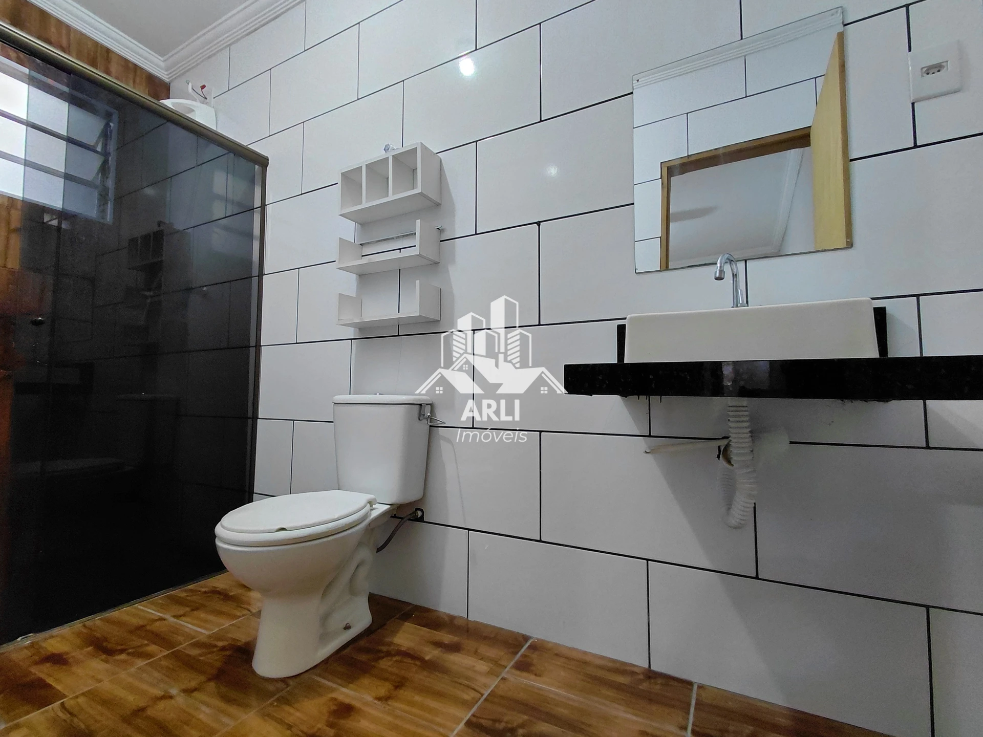 CASA À VENDA NO SANTA ANTONIETA, COM SUITE,PROXIMO AO CEASA ! - 