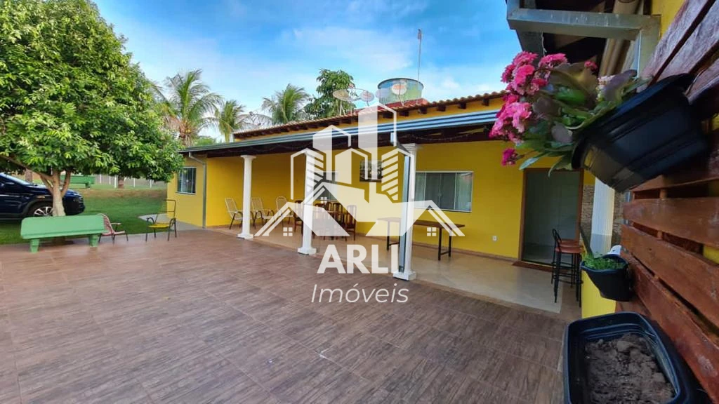 CHÁCARA À VENDA 5,000m2- ESTRADA PARA AVENCAS!