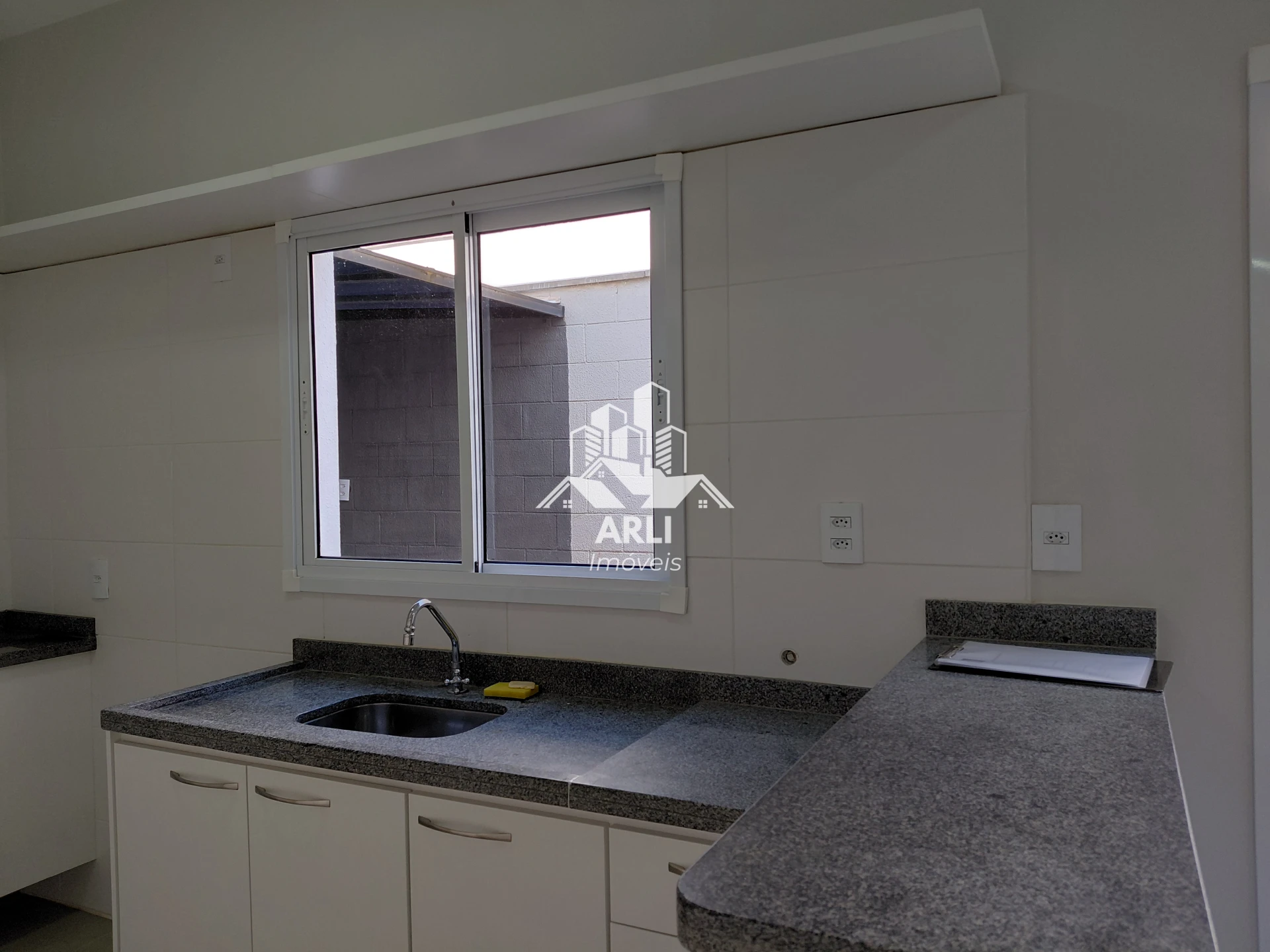 CASA À VENDA – Condomínio Reserva Altos do Bosque !!! - 