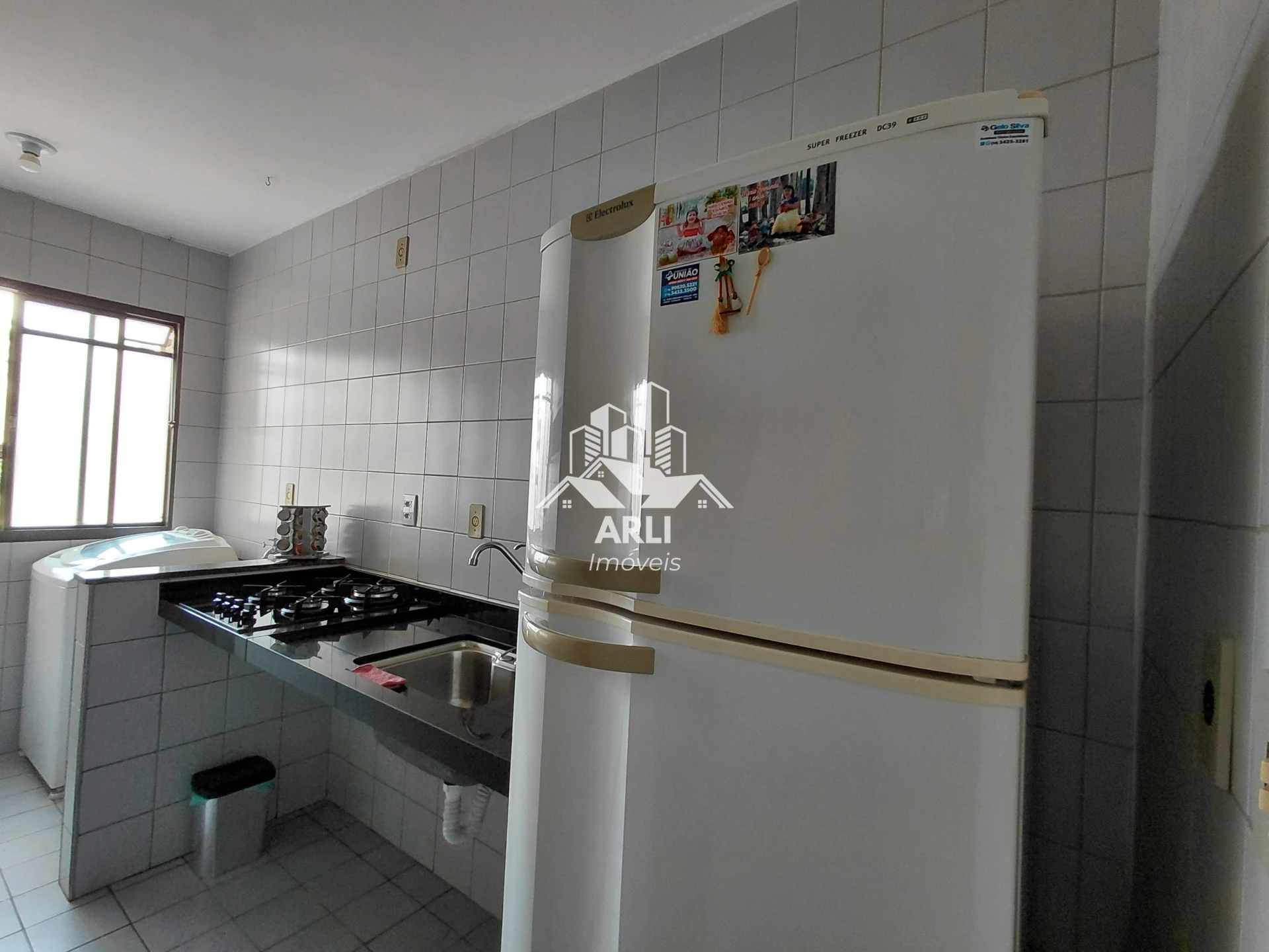 (MOBILIADO)OPORTUNIDADE PARA MORAR BEM,  ALTOS DA COLINA! (3-DORMITÓRIOS) - 