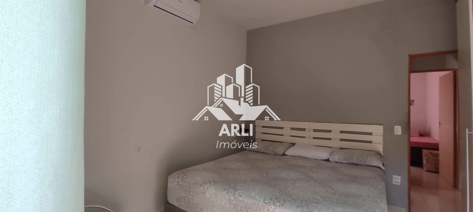 CASA À VENDA PROXIMO AO NIKKEY CLUB !!! - 